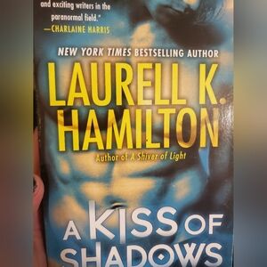 Merry Gentry Laurell K. Hamilton Book Bundle